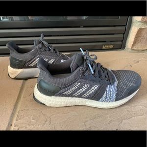Adidas Originals Women’s Ultraboost St, Size 7